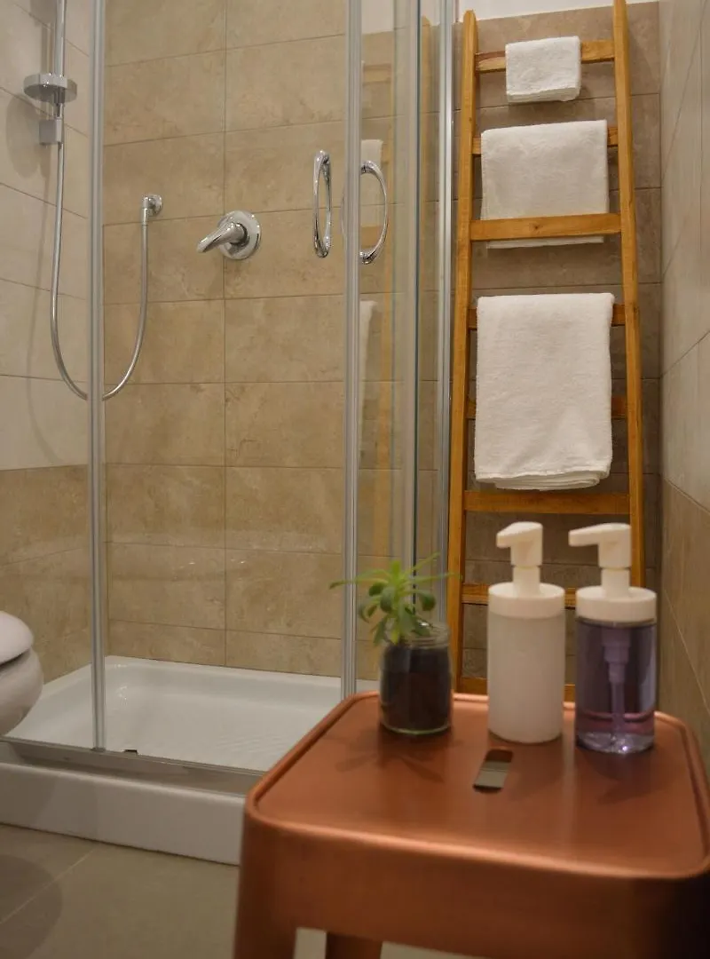 ***  Bed, Book & Breakfast Landolina Bed & Breakfast Catania Italy